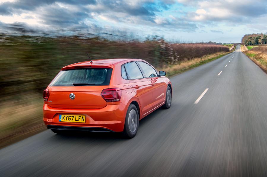  Volkswagen Polo 2017 года  (UK) (фото 38 из 40)